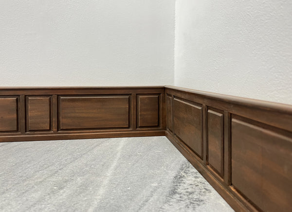 Wainscot
