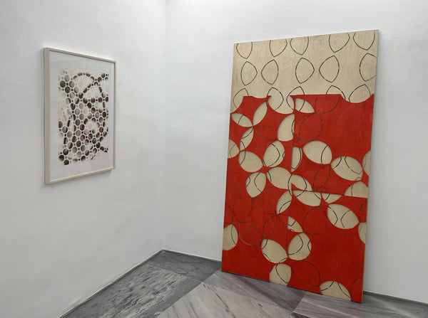 S/T. Tramas. Madera triangular + patatas rojos. Limpio.