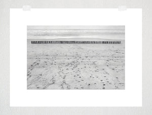 Formalizing their concept: Eleanor Antin's "100 Boots facing the Sea, 1971"